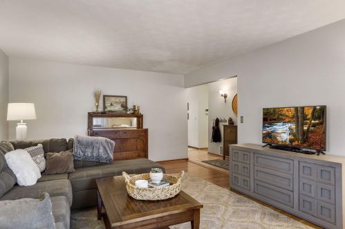 2073 Jade Ln, Saint Paul MN  55122-2862 exterior