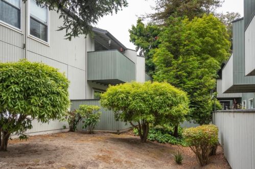 207 Boardwalk Ave, San Bruno, CA 94066-2225