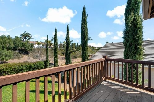 31970 Pasos Pl, Temecula, CA 92591-2140