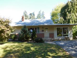 1027 Glenwood St, Allentown, PA 18104-3629