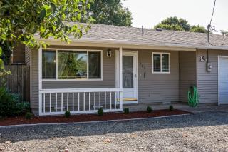 775 54 St, Springfield OR  97478-7608 exterior