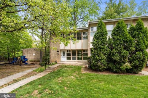 4442 Forest Glen Ct, Annandale, VA 22003-4838