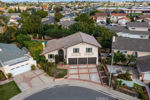 16530 Mount Cook Cir, Santa Ana CA  92708-2433 exterior