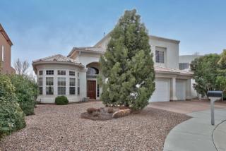 8908 Robs Pl, Albuquerque, NM 87122-4231