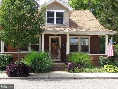 260 Arch St, Carlisle PA  17013-3804 exterior