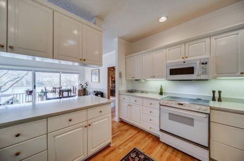 18 Hummingbird Ln, Big Canoe GA  exterior