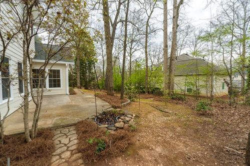 340 Falcon Creek Dr, Suwanee GA  30024-2598 exterior