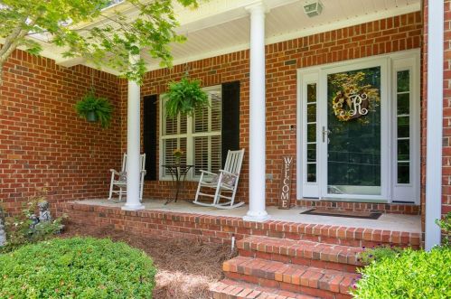 4551 Silver Lake Dr, Evans, GA 30809-5401