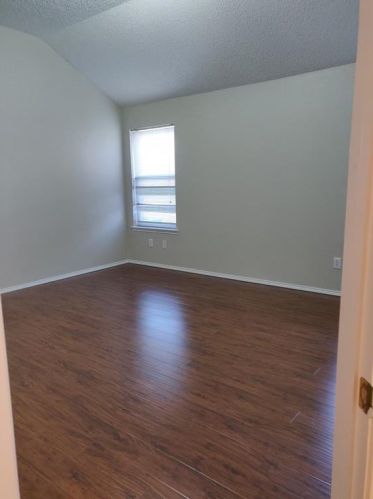 405 Flowering Plum Ln, Fort Worth TX  76140-6556 exterior