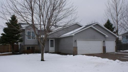1215 10th Ave, Spectacle Lake, MN 55008-3735