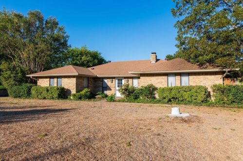 1837 Tar Rd, Cedar Hill, TX 75104-3728
