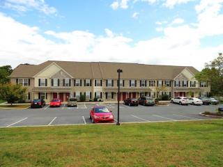 1224 Hammon Ave, Ephrata PA  17522-2918 exterior