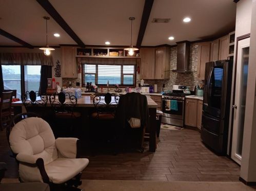 2645 Fairway Dr, Angleton TX 77515-7396 exterior