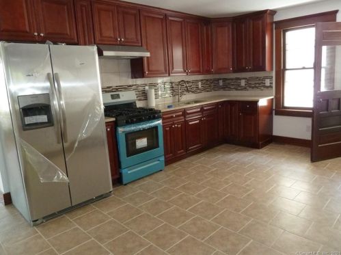 337 Riverside Ave, Torrington CT  06790-4529 exterior