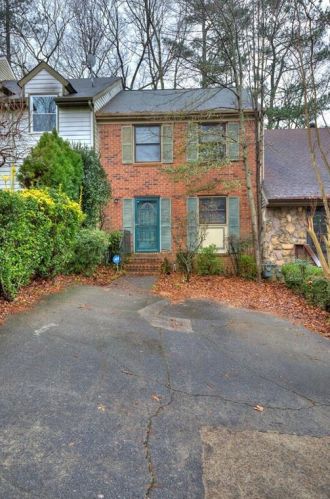 1492 Bentley Ln, Marietta, GA 30067-6256