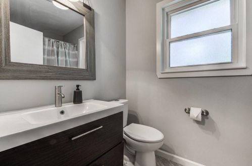 5205 Buffalo Pass, Austin TX  78745-2703 exterior