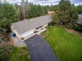 63647 High Standard Dr, Bend, OR 97701-8533