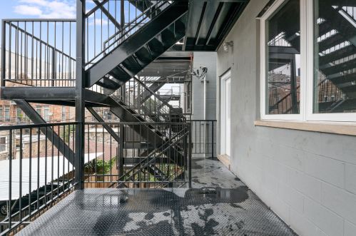 2422 Iowa St, Chicago IL  60622-4607 exterior