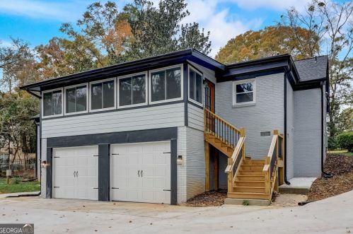 740 Moores Mill Rd, Atlanta GA  30327-1561 exterior