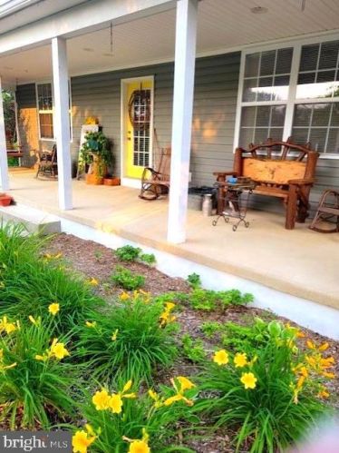 144 Foggy Bottom Ln, Berkeley Springs WV  25411-5200 exterior
