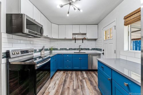 4121 Pearl St, Englewood CO 80113-4740 exterior