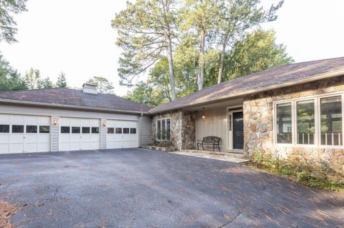 3536 Mill Creek Rd, Atlanta GA  30319-1929 exterior