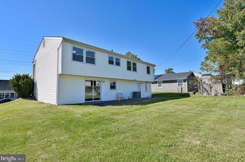 31 Niagara Ln, Willingboro, NJ 08046-1249