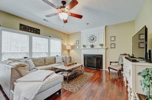 3150 Elmendorf Dr, Kennesaw, GA 30144-7423