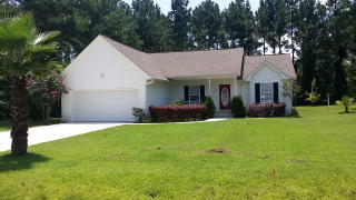 96 Canterbury Way, Waverly, GA 31565-2568