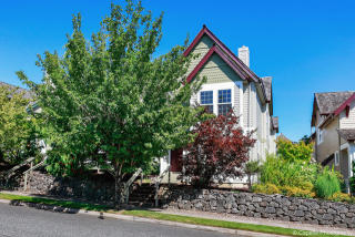 2438 Miller Rd, Portland OR  97229-8561 exterior