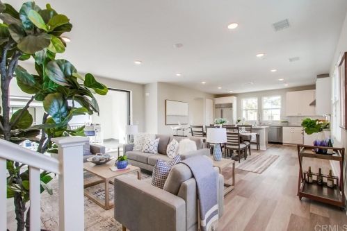 853 Home Ave, Carlsbad, CA 92008-1821