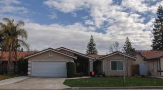 7130 Gregory Ave, Fresno, CA 93722-2824