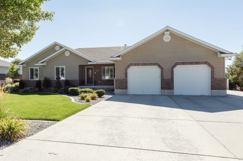 130 490, Smithfield UT 84335-1232 exterior