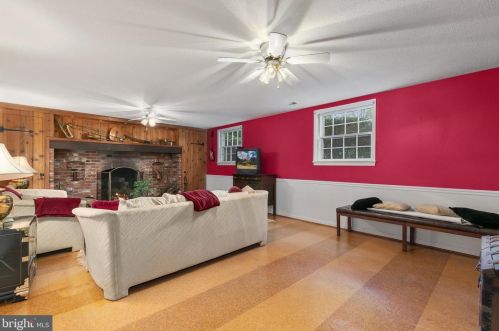 4 Locksley Ct, Silver Spring MD 20904-6321 exterior