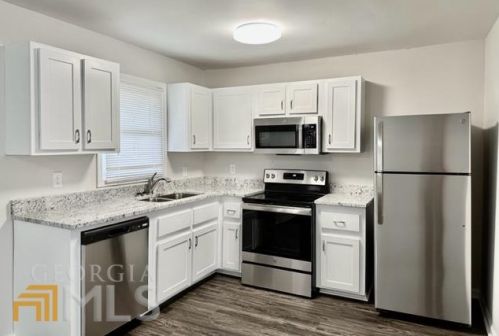 3491 Fairburn Pl, Atlanta GA  30331-1417 exterior