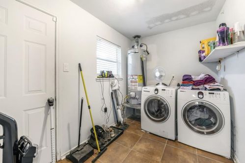 213 Fairfield St, Morgans Point TX 77571-7155 exterior