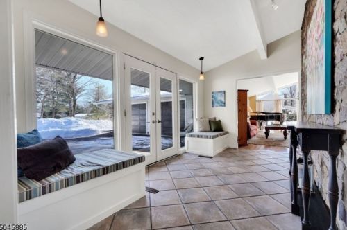 511 Turnbull Pl, Bridgewater, NJ 08807-1908
