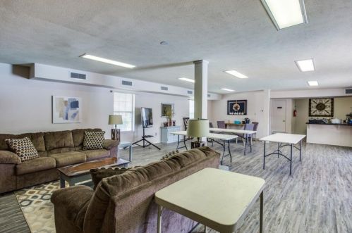 4024 Ridglea Country Club Dr, Fort Worth TX  76126-2336 exterior