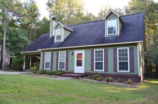 410 Riv Chase Dr, Athens GA  30605-4570 exterior