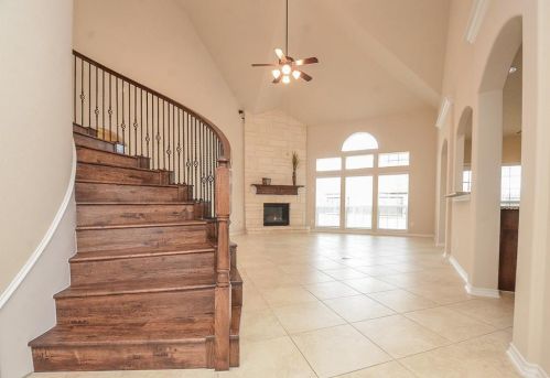 23902 Via Renata, Richmond TX 77406-7803 exterior