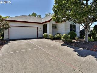 12784 Dickson St, Portland, OR 97224-3030