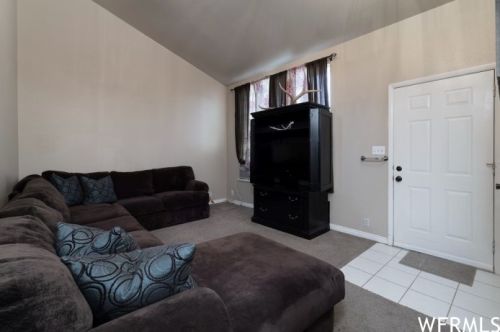 30 Park Cir, Vernal, UT 84078-4805