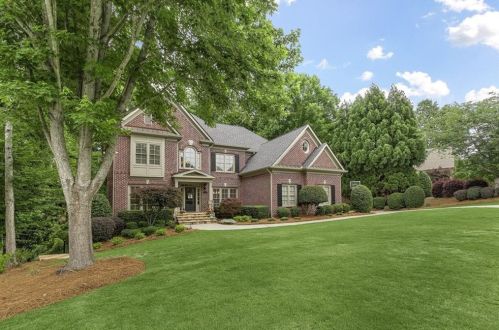 571 Brendlynn Ct, Suwanee, GA 30024-7557
