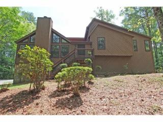 1020 Pine Grove Pointe Dr, Roswell, GA 30075-2705