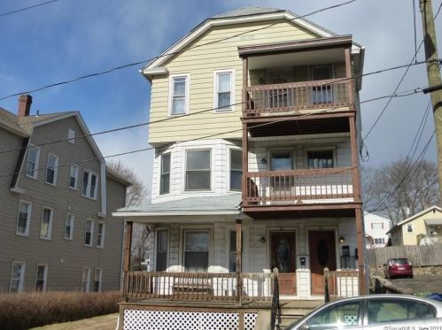 21 Eastwood Ave, Waterbury, CT 06705-1908