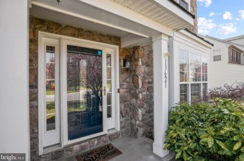 13621 Gumbo Ct, Gainesville, VA 20155-6000