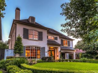 4507 Shetland Ln, Houston, TX 77027-5517
