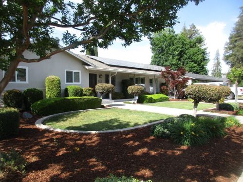 3113 Scenic Dr, Modesto, CA 95355-4770