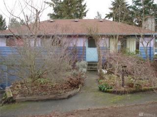 10034 3 Ave, Seattle WA  98125-9001 exterior
