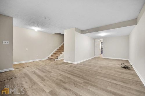 2118 Childress Dr, Atlanta, GA 30311-4503